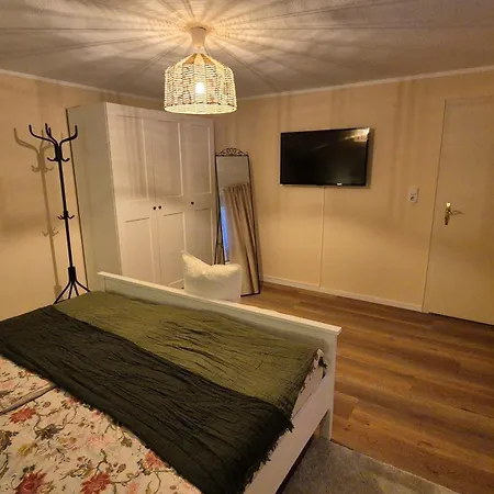 Gemuetliches Mit Kueche & Bad Separater Eingang Διαμέρισμα