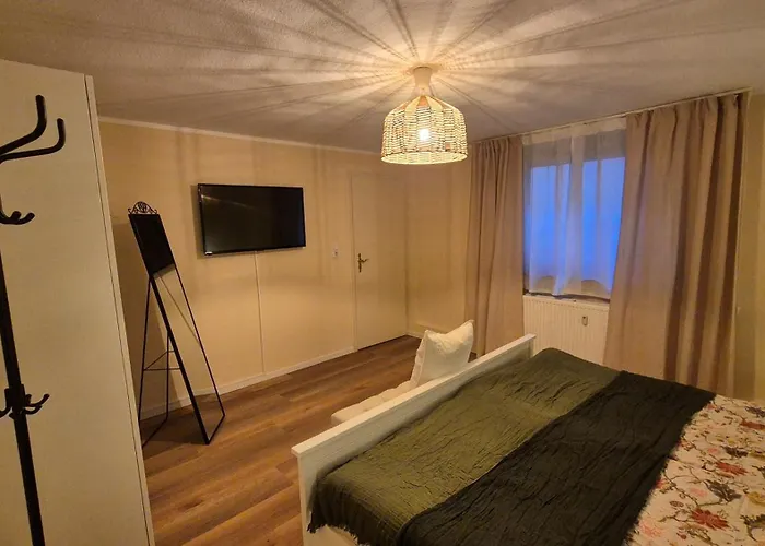 Gemuetliches Mit Kueche & Bad Separater Eingang 斯维斯塔尔